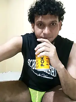 prototipoA45 online show from December 18, 4:39 am