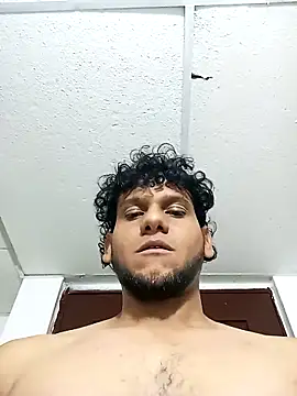 Snapshot of prototipoA45 chatting on February 10, 4:44 am prototipoA45 online show from February 10, 4:44 am