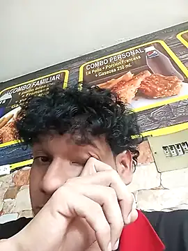 prototipoA45 online show from December 1, 7:48 pm