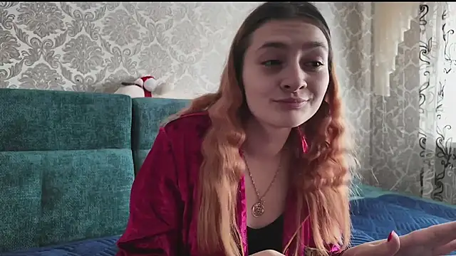 SweetLiaison online show from February 19, 10:34 am