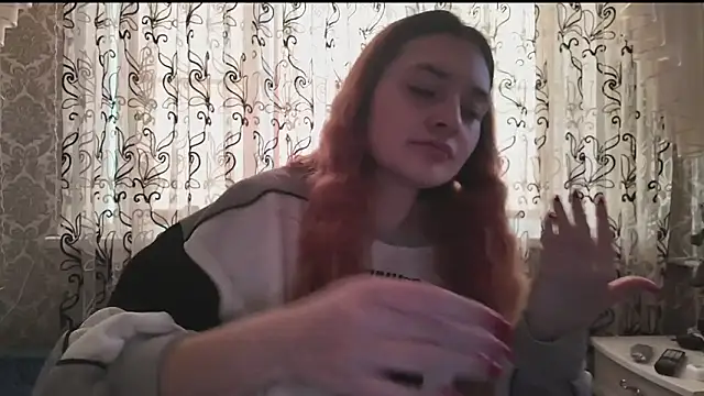 SweetLiaison online show from March 14, 5:46 am