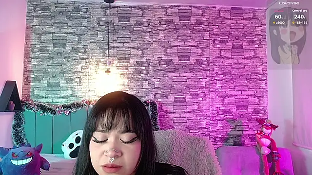 Snapshot of kyoko97 chatting on November 8, 3:37 pm kyoko97 online show from November 8, 3:37 pm