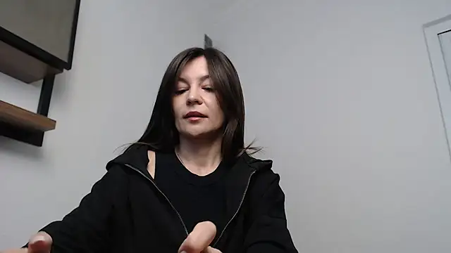 Veronichkaaa online show from April 14, 7:24 am