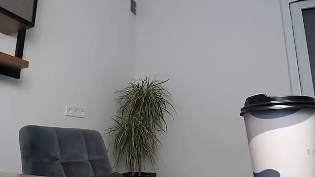 Veronichkaaa online show from February 12, 8:14 am