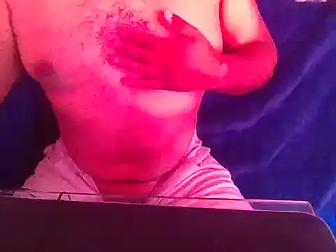 Snapshot of brabuconequisde chatting on November 7, 11:48 am brabuconequisde online show from November 7, 11:48 am