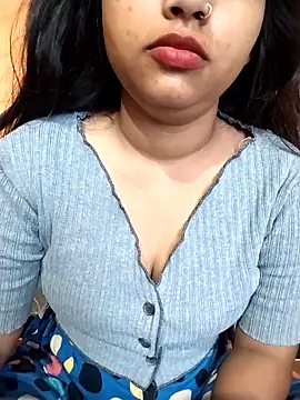 Sexy Divya   online show from May 9, 12:14 am