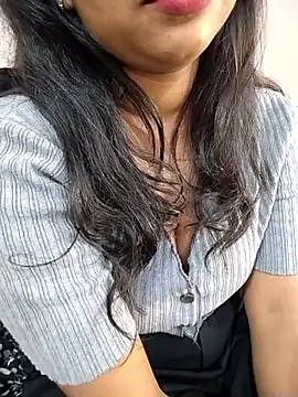 Sexy Divya   online show from May 20, 12:02 pm