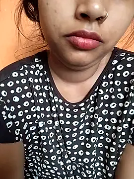 Sexy Divya   online show from May 19, 12:37 am