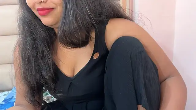 Snapshot of Sexy_Divya__ chatting on June 24, 1:10 pm Sexy Divya online show from June 24, 1:10 pm