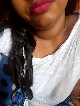 Sexy Divya   online show from April 14, 1:10 am