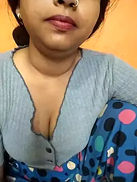 Sexy Divya   online show from May 10, 12:25 am