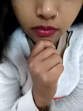 Snapshot of Sexy_Divya__ chatting on December 18, 5:23 am Sexy Divya online show from December 18, 5:23 am