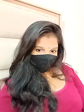 Snapshot of Sexy_Divya__ chatting on November 17, 6:17 am Sexy Divya online show from November 17, 6:17 am