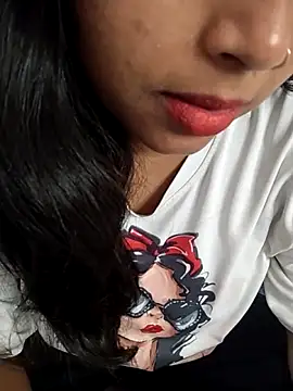 Snapshot of Sexy_Divya__ chatting on June 10, 5:19 am Sexy Divya online show from June 10, 5:19 am