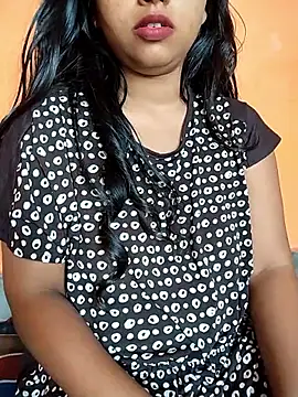 Sexy Divya   online show from May 18, 12:55 am