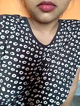 Snapshot of Sexy_Divya__ chatting on June 20, 1:54 am Sexy Divya online show from June 20, 1:54 am