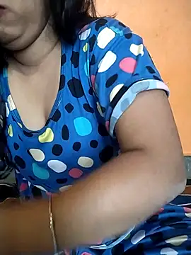 Sexy Divya   online show from April 16, 12:44 am