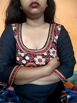 Sexy Divya   online show from April 22, 12:28 am