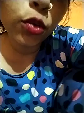 Sexy Divya   online show from June 2, 6:41 pm