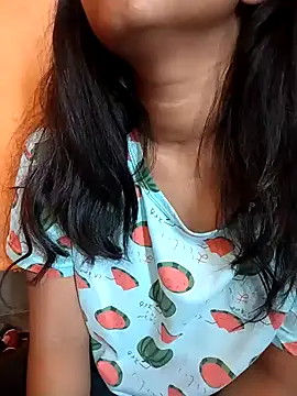 Sexy Divya   online show from March 28, 1:50 am