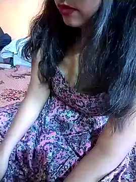 Sexy Divya   online show from March 17, 12:52 pm