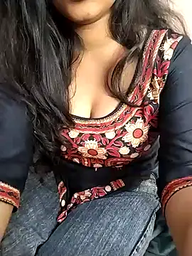 Sexy Divya   online show from March 9, 6:39 am