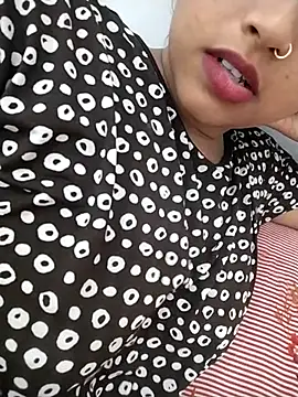 Snapshot of Sexy_Divya__ chatting on July 24, 5:36 am Sexy Divya online show from July 24, 5:36 am