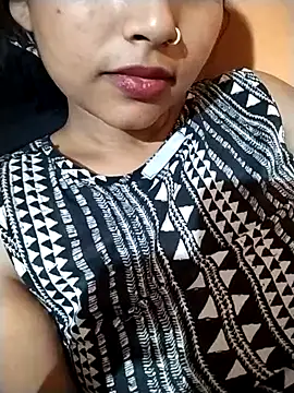Snapshot of Sexy_Divya__ chatting on June 22, 5:43 pm Sexy Divya online show from June 22, 5:43 pm