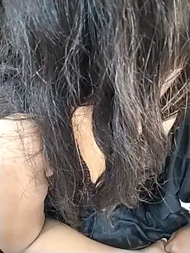 Sexy Divya   online show from May 14, 12:46 pm