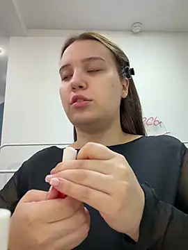 KilianaNoir online show from April 17, 6:38 am