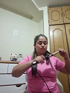 Snapshot of Laurenwc chatting on November 17, 6:56 pm Laurenwc online show from November 17, 6:56 pm