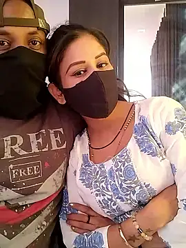 black and white choco online show from January 10, 7:47 am