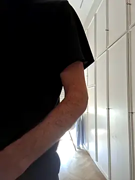 CuteDaddy92 online show from March 24, 8:36 am