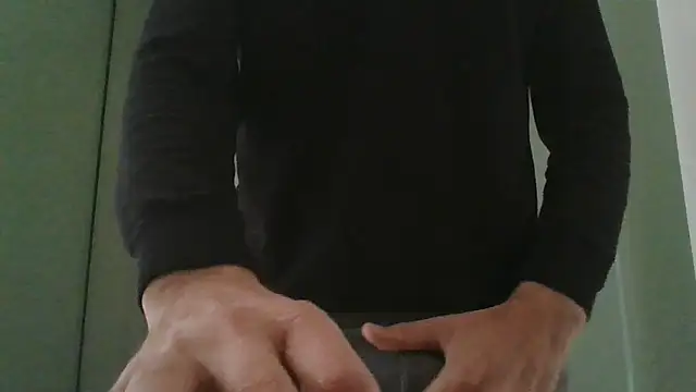 CuteDaddy92 online show from February 10, 12:48 pm