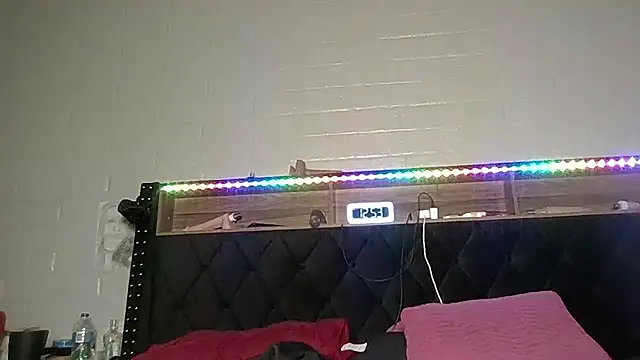 nikkibae33 online show from June 26, 7:52 pm