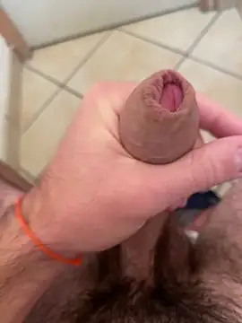 luluhjk online show from November 11, 9:48 am