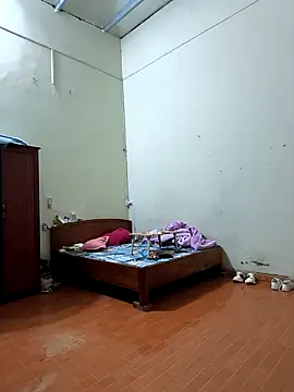 Lynly k2 online show from March 27, 9:32 am