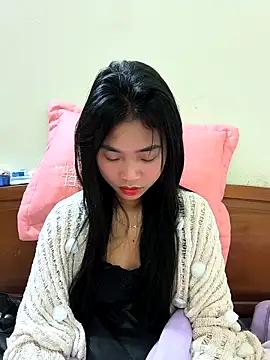 Lynly k2 online show from March 7, 1:16 pm