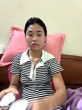 Lynly k2 online show from March 11, 1:16 pm