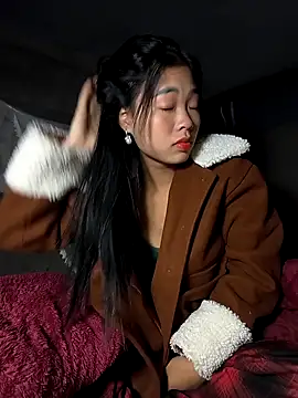 Lynly k2 online show from November 30, 12:33 am