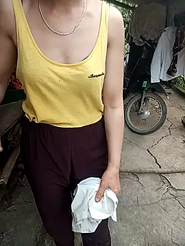 Lynn-122 online show from April 7, 11:01 am