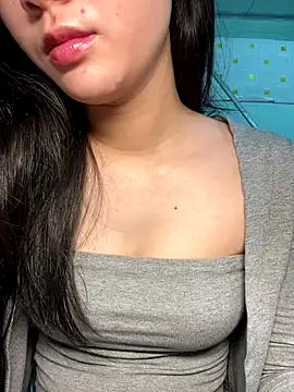 Lynn-122 online show from December 1, 5:52 am