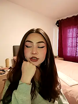  Pariiss online show from February 26, 8:20 pm