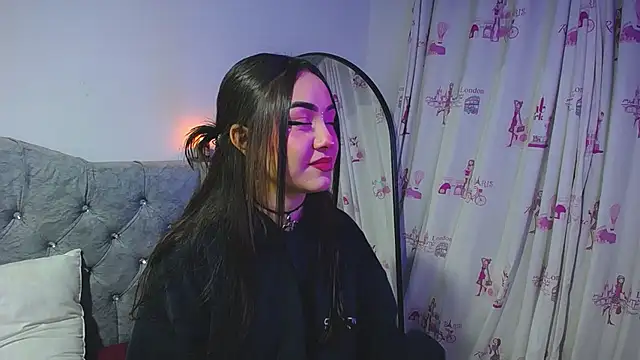  Pariiss online show from January 6, 7:45 am