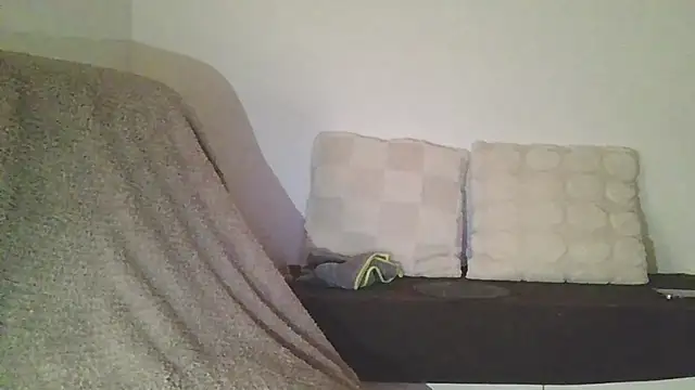 JAY20C16 online show from March 14, 2:56 pm