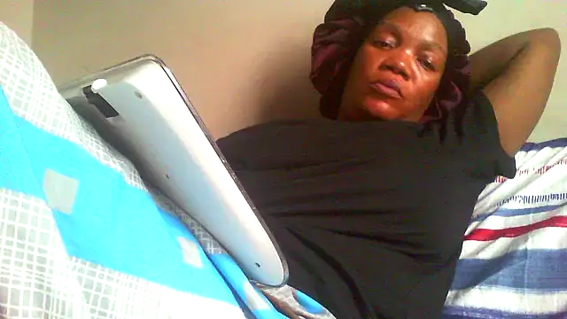 DustyLucy02 online show from March 21, 3:05 pm