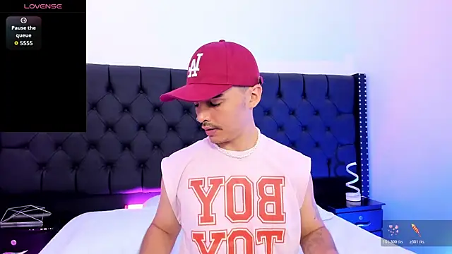 NicoKingg  online show from January 11, 1:29 pm