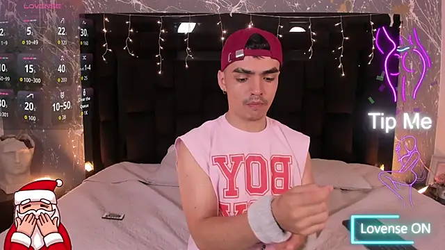 NicoKingg  online show from December 23, 5:18 am