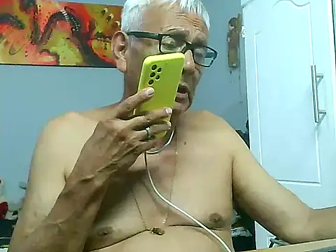 dirtysluttyfist online show from November 20, 9:58 pm