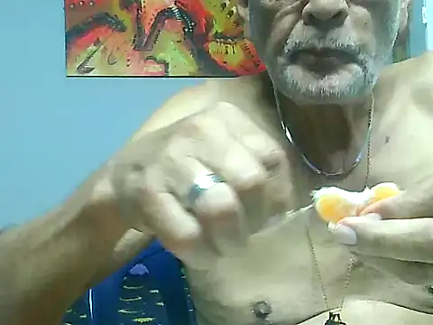 dirtysluttyfist online show from November 24, 6:19 pm